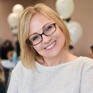 Meet your Posher, Carolyn